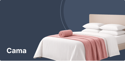 Categoria Cama: cama arrumada com manta rosa